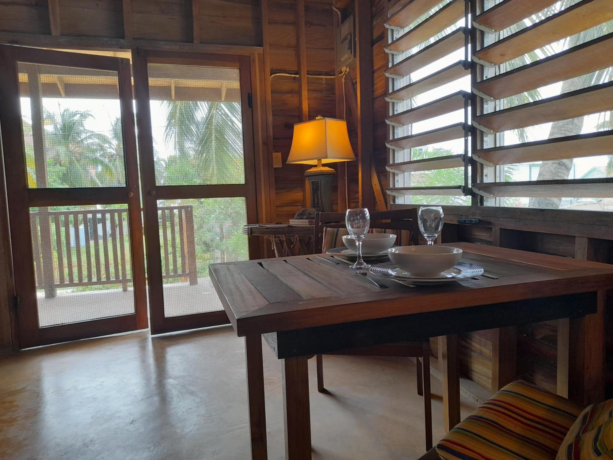 Amanda'S Place Casa Amancer - Sea View, Pool And Tropical Garden Caye Caulker Eksteriør bilde