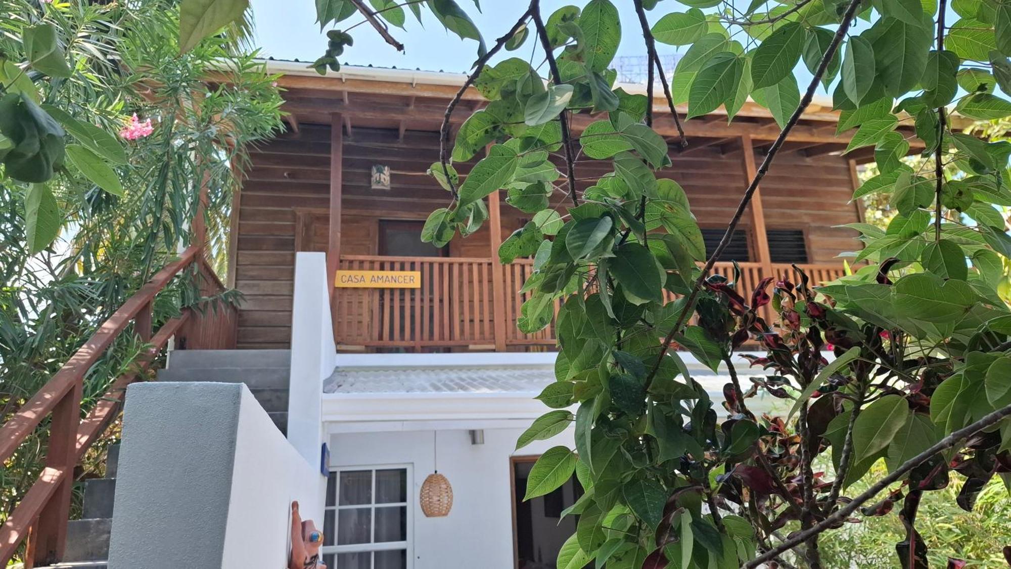 Amanda'S Place Casa Amancer - Sea View, Pool And Tropical Garden Caye Caulker Eksteriør bilde